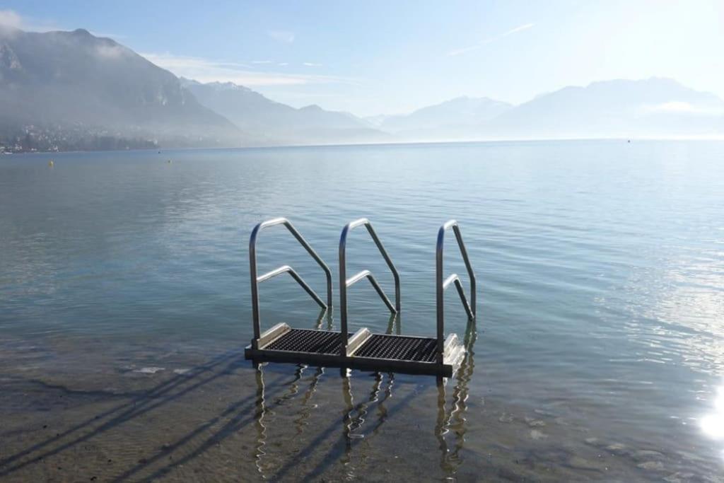 Entre Lac Et Montagne Анси Экстерьер фото